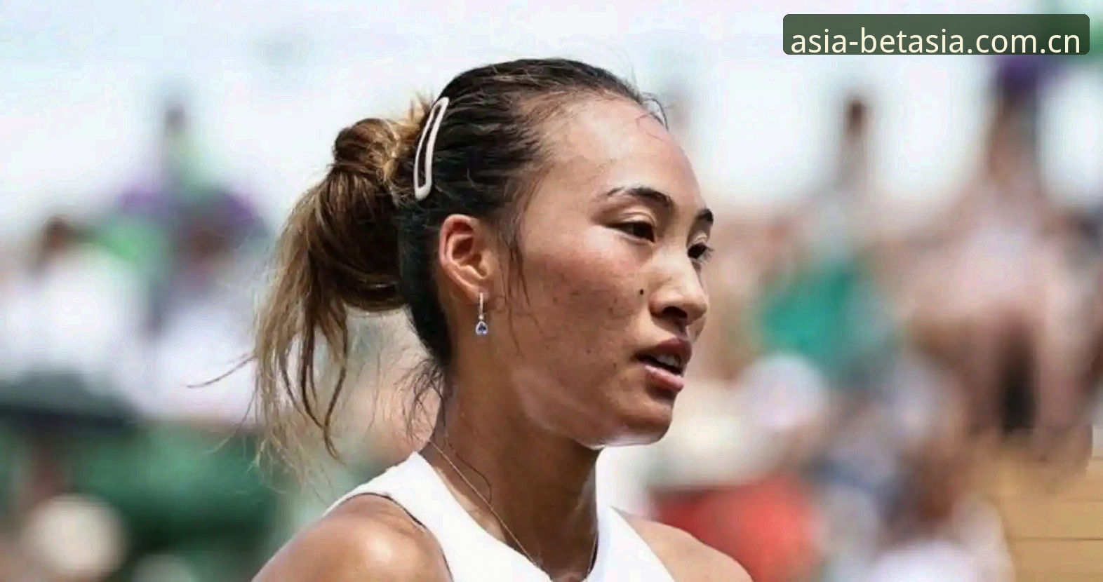 2026法网女单抽签深度评测：郑钦文保分压力下的突围前景与BET亚洲平台观赛体验
